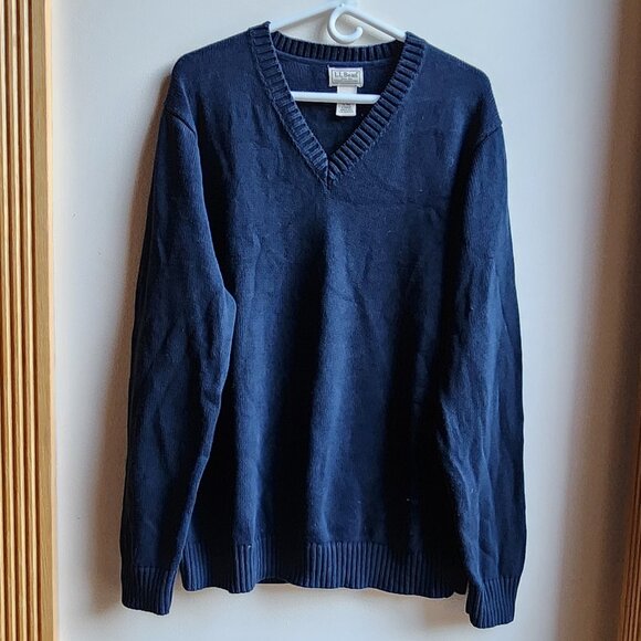 L.L. Bean Navy V-Neck Sweater Size XL - Picture 1 of 13